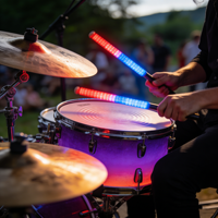 Wiederaufladbare LED-Leuchtende Drumsticks Transparente Fluoreszierende Trommelstöcke für Nacht-Auftritte