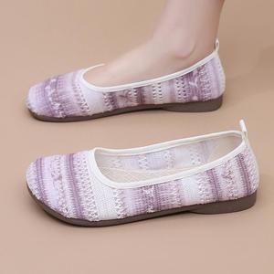 Zapatos de cabeza bordada de mujer de tela vieja de Pekín hechos a mano, suela plana sin cordones para el verano para madres mayores de mediana edad - Product Image 2