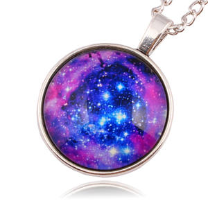 <span class=keywords><strong>Collier</strong></span> pendentif en verre holographique <span class=keywords><strong>pas</strong></span> <span class=keywords><strong>cher</strong></span> en vente chaude, <span class=keywords><strong>collier</strong></span> pendentif initial Aurora Polaris pour pull - Product Image 4