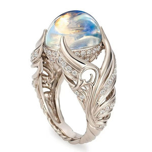 Elegante Anello a Forma di Cigno con Accenti Colorati Lucidi, Gioiello da Donna alla Moda per Uso Quotidiano, Regalo Chic - Product Image 6
