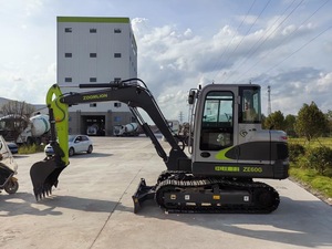 Excavatrice sur chenilles Zoomlion ZE60G, mini-excavatrice de 6 tonnes avec une puissance de 36,3 kW et une benne de 0,23 m³ - Product Image 4