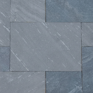 Ardoise noire six faces sciée et sablée, pierre naturelle pour applications de revêtement mural et de sol intérieur/extérieur - Product Image 1