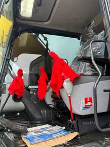 รถขุดไฮดรอลิกตีนตะขาบ Komatsu PC210 มือสองจากญี่ปุ่น น้ำหนัก 21 ตัน ชั่วโมงการทำงานต่ำ สภาพดี เหมาะสำหรับงานก่อสร้างและงานดิน - Product Image 3