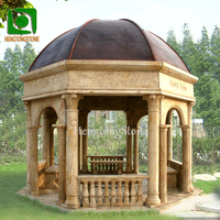 Décoration de jardin extérieur d'usine Gazebo rond de colonne romaine en marbre beige naturel de style européen de luxe