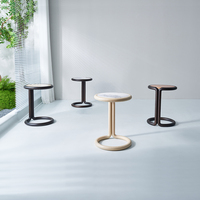 Table d'appoint moderne en marbre avec cadre en bois de frêne courbé, table d'appoint ronde, plateau en pierre naturelle, table basse pour salon, hôtel