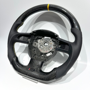 Volant de voiture en cuir plat et cuir perforé le plus populaire pour <span class=keywords><strong>Audi</strong></span> <span class=keywords><strong>Q</strong></span> C8 A1 A3 A4 A5 A6 A7 A8 B6 B7 B8 B9 C6 C7 TT R8 - Product Image 4