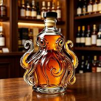 Nouvelle bouteille de whisky en verre sculptée en 3D en forme de pieuvre, forme unique, pour le stockage et la présentation de spiritueux, finement sculptée, capacité de 200 ml