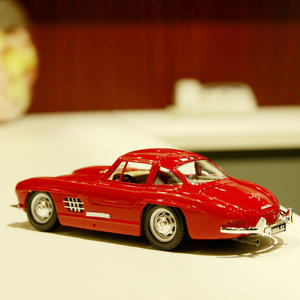 Bburago – <span class=keywords><strong>voiture</strong></span> classique de <span class=keywords><strong>Collection</strong></span> M ercedes Benz 300SL, porte ouverte, moulé sous pression, <span class=keywords><strong>voiture</strong></span> en alliage, modèle en métal, jouet 1:24 - Product Image 4