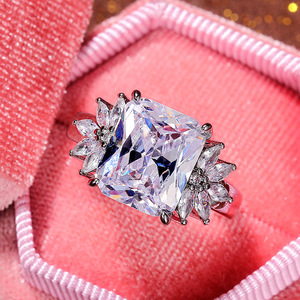 Anello quadrato da donna, accessorio semplice ed elegante per l'uso quotidiano - Product Image 4
