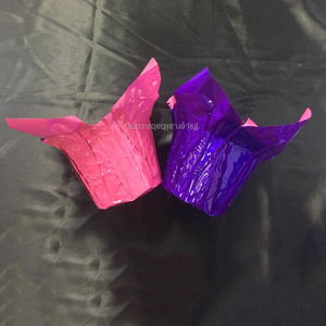 Couvre-<span class=keywords><strong>pot</strong></span> de fleurs en plastique en film d'aluminium Couvre-<span class=keywords><strong>pot</strong></span> de fleurs moderne coloré personnalisé pour la maison et le jardin - Product Image 6