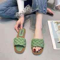 Nouvelles sandales plates tissées pour femmes, style 2024, mode plage, vêtements d'extérieur, taille unique, légères et antidérapantes