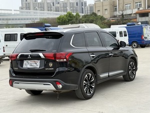 Vente Flash - <span class=keywords><strong>Mitsubishi</strong></span> <span class=keywords><strong>Outlander</strong></span> d'occasion <span class=keywords><strong>2020</strong></span>, 2.4L essence, SUV 4x4, 7 places, excellent état, faible kilométrage, SUV familial d'occasion - Product Image 4