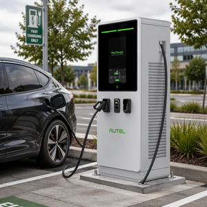 Estación de Carga Rápida DC Autel MaxiCharger 120kW, Cargador para Vehículos Eléctricos CCS2 CHAdeMO para Estacionamientos Públicos y Flotas - Product Image 2