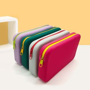 Silicone Handheld Travel <b>Case</b> for <b>Brushes</b> Toiletry Cosmetic <b>Makeup</b> Bags Durable Coin Purse With Handle Wholesale - Product Image 3