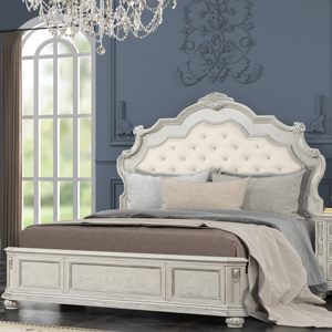 Lit capitonné avec sculptures ornées, lit de style provincial français, mobilier de chambre à coucher de luxe gris clair - Product Image 1