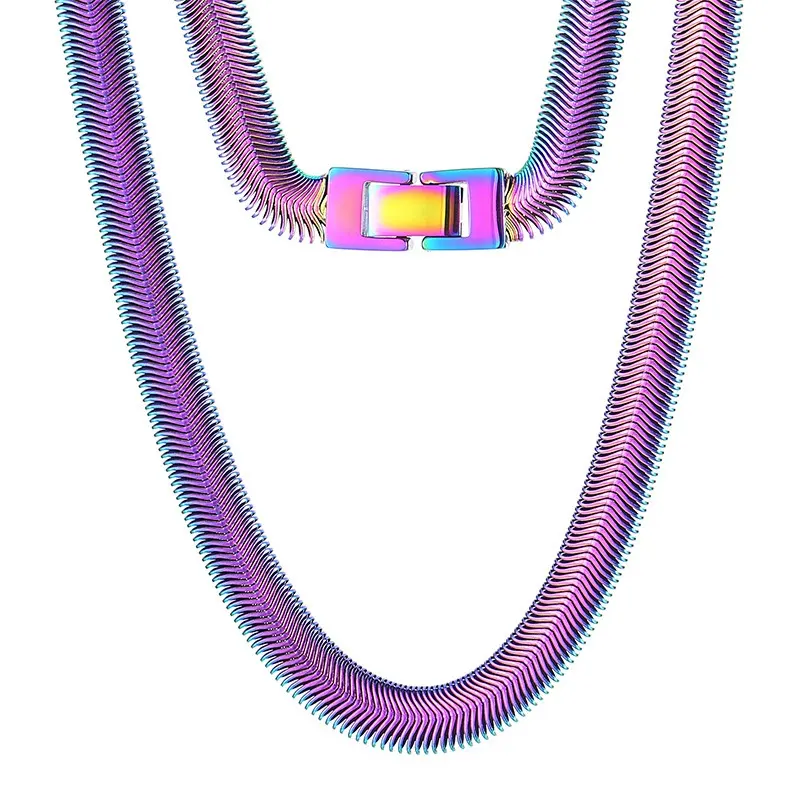 มีสีสัน