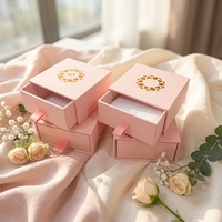 Boîte à bijoux personnalisée avec logo, 8*8*3cm, rose, style tiroir, pour bague, pendentif, clous d'oreilles, emballage, boîte coulissante avec inserts en éponge