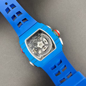 La montre sport pour homme la plus vendue et de haute qualité, chronographe tachymètre dateur en fibre de carbone TPT bleue 6501. - Product Image 2