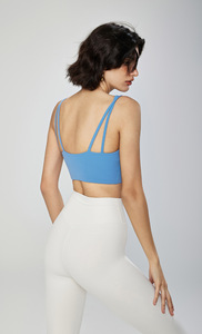 Logotipo personalizado Athletic Active Wear Sujetador de gimnasio deportivo para mujer Naked Feeling Sexy V Neck Strappy Yoga Sujetador deportivo para mujer - Product Image 6