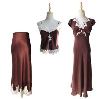 Ensemble deux pièces vintage pour femme : haut en dentelle française et jupe courte en soie épaisse, respirant, couleur unie, idéal pour l'été (ODM)