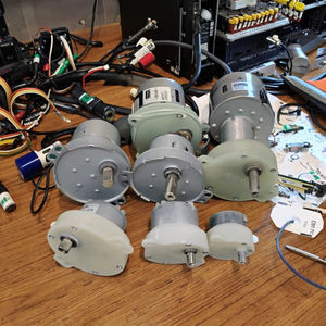 Moteur miniature à décélération CC <span class=keywords><strong>JS50</strong></span> 12V24V 2,5-50 tr/min, ventilateur anti-goutte utilisant une énergie solaire, moteur à faible vitesse marche avant et marche arrière - Product Image 3