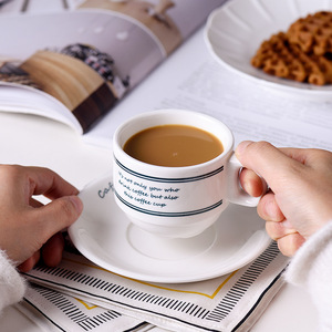 Juego de Taza y Platillo de Café Vintage, Taza de Cerámica con Letras Inglesas para Latte - Product Image 5
