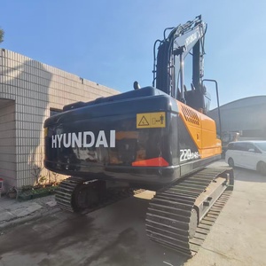 Envío Rápido: Excavadora Usada Hyundai 220lc-9s de 22 Toneladas, Motor de 125kw, Capacidad de Cucharón de 1m, Bomba Hidráulica PLC, Engranaje - Product Image 1