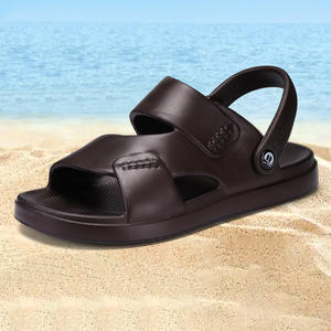 Gran oferta 2024 nuevos hombres planos verano madera blanda antideslizante rodillos Casual conducción al aire libre deportes <span class=keywords><strong>playa</strong></span> zapatillas al por mayor - Product Image 1