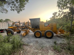 Niveleuse à moteur Caterpillar CAT140H d'occasion de haute qualité avec composants essentiels Boîte de vitesses de pompe à moteur CAT120H 140H 160H en vente - Product Image 6