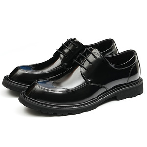Chaussures habillées pour hommes à bout rond en cuir, style britannique, légères, pour costume, chaussures décontractées vernies pour mariage - Product Image 1