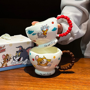 Tasse en céramique Tom et Jerry avec poignée rouge, design de dessin animé, grande capacité, tasse à lait pour le petit-déjeuner, cadeau d'anniversaire pour filles - Product Image 4