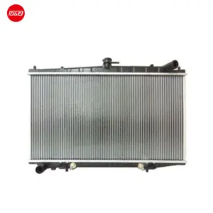 Паяный автомобильный радиатор для NISSAN, высокое качество, низкая цена
