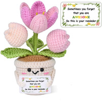 Lot de 3 Tulipes Amigurumi au Crochet Faites à la Main, Dégradé Rose Clair, Ornements en Forme de Bourgeon de Tulipe Finis en Pot, Décoration de Table pour la Maison