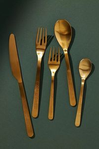 Ensemble de couverts en métal de qualité supérieure, accessoires de cuisine décoratifs pour table à manger moderne et présentation de service en restaurant - Product Image 5