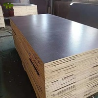 Panneau de contreplaqué peuplier noir de qualité industrielle, moderne, écologique, pour coffrage, première classe, longue durée de vie, compétitif