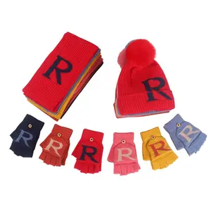 Cappelli lavorati a maglia per bambini guanti combinazione di guanti in maglia jacquard in acrilico jacquard sciarpa lavorata a maglia guanti