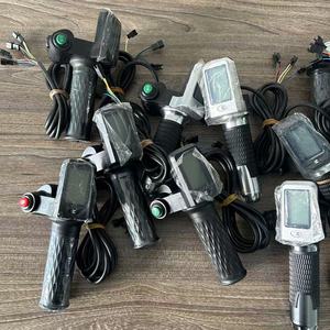 Phổ 48V Xe đạp điện ga Grip <span class=keywords><strong>Twist</strong></span> ga điều khiển với LCD màn hình hiển thị M Key Knock tương thích 6 <span class=keywords><strong>7</strong></span> <span class=keywords><strong>8</strong></span> dòng - Product Image 3