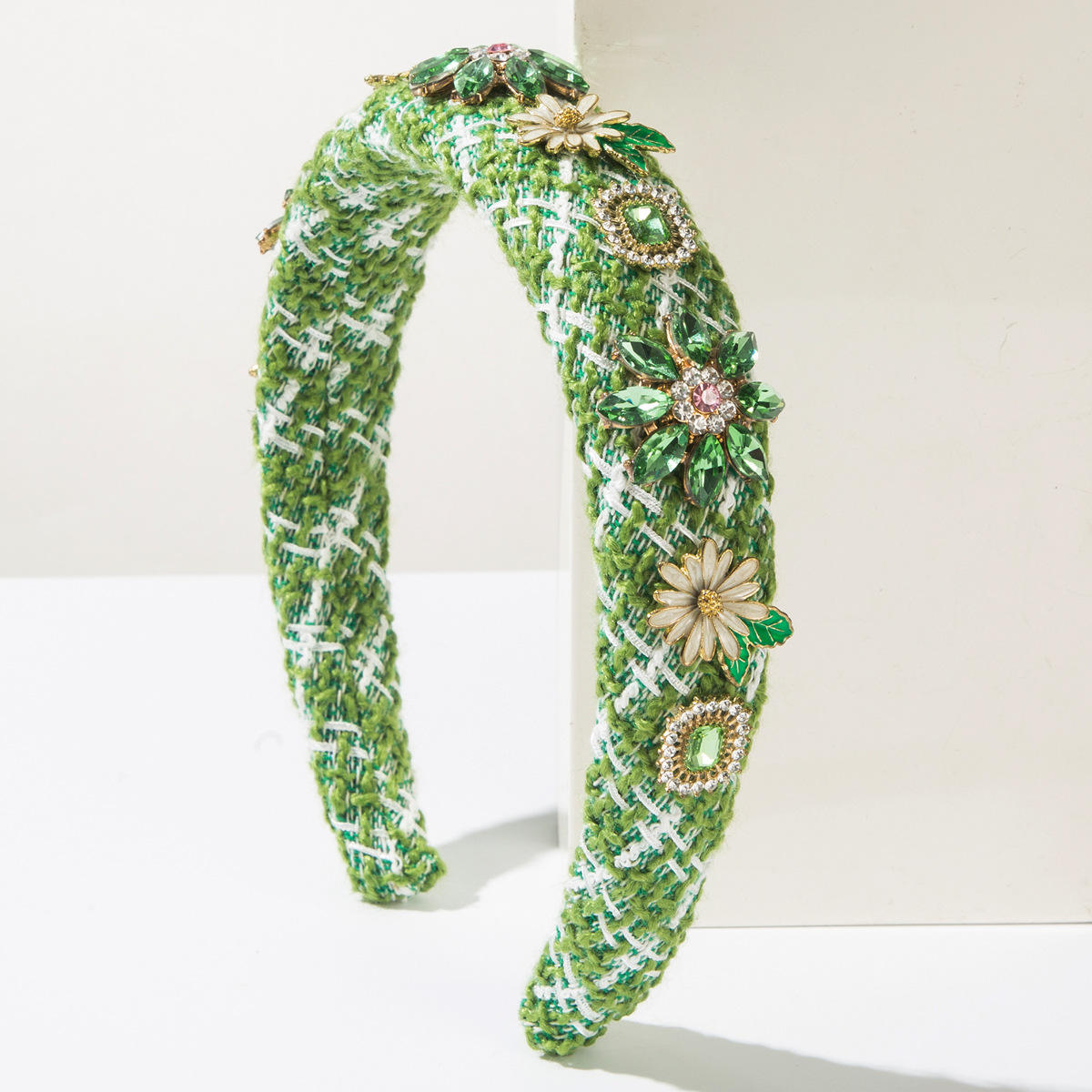 สีเขียว