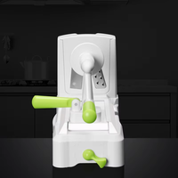 OEM/ODM Multifunctionele handbediende plastic roterende kaasrasp keuken snijder handmatige voedsel groente spiraalsnijder