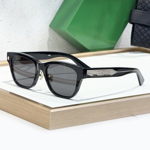 Gafas de Sol Ovaladas Unisex de Lujo BV1402 con Lentes Azules Anti-Reflejantes UV400 para Actividades al Aire Libre - Product Image 6