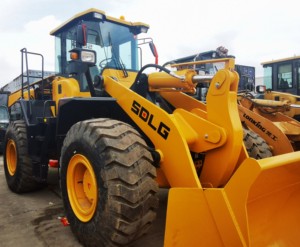 Bekas <span class=keywords><strong>SDLG</strong></span> LG956L 17 Ton <span class=keywords><strong>Wheel</strong></span> Backhoe <span class=keywords><strong>Loader</strong></span> Front Mini <span class=keywords><strong>Loader</strong></span> 162 KW Mesin Original 1000 Jam Kerja 5 Ton Kapasitas Angkut Motor Pompa - Product Image 3
