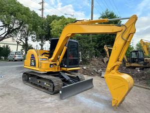 Excavatrice d'occasion Komatsu PC70 de 7 tonnes à faible durée de fonctionnement, moteur Cummins et pompe à bas prix - Product Image 2