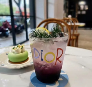 Taza de vidrio de borosilicato hecho a mano, diseño creativo de letras de Color Miss <span class=keywords><strong>Graffiti</strong></span> para agua, tazas de leche para amantes del <span class=keywords><strong>café</strong></span> para fiestas - Product Image 4