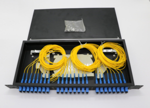 ตู้แร็คสำหรับศูนย์ข้อมูลแบบติดตั้งบนตู้ ODF FTTH ขนาด 19 นิ้ว แบบคงที่ 1U 12 <span class=keywords><strong>FO</strong></span> 24 คอร์ แผงแพทช์ไฟเบอร์ออปติก - Product Image 4