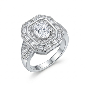 Bague de mariage pour femme en laiton rétro octogonal avec halo et diamants trapézoïdaux et ronds plaqués platine - Product Image 1