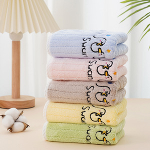 ผ้าขนหนูลิตเติ้ล สวอน คอรัล ฟลีซ 50x25 ซม. ผ้าเช็ดมือเด็ก ลายการ์ตูนปัก ผ้าขนหนูรูปสี่เหลี่ยมผืนผ้า ป้องกันการแพ้ - Product Image 5
