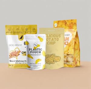 Emballage pour nourriture pour animaux de compagnie résistant à l'humidité avec logo personnalisé, sachets à fond carré avec fermeture à glissière pour friandises pour chiens, collations au poulet - Product Image 1