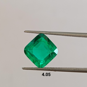 Piedra Preciosa Verde Cultivada en Laboratorio de Aspecto Natural, Corte Personalizado en Múltiples Formas, Alta Claridad y Calidad para Joyería Hecha a Mano - Product Image 4