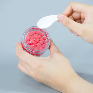 Capsule Anti-Età con Niacinamide, Peptidi, Acido Ialuronico <span class=keywords><strong>e</strong></span> Vitamina C per Uso Notturno, Adatte a Tutti i Tipi di Pelle, Marca Personalizzata per Crema Viso - Product Image 1