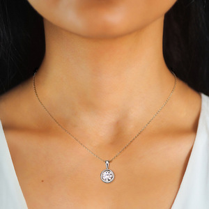 Pendentif en argent sterling 925 avec moissanite au design minimaliste et de niche, chaîne de clavicule pour femme, bijoux d'usine en gros transfrontalier - Product Image 4